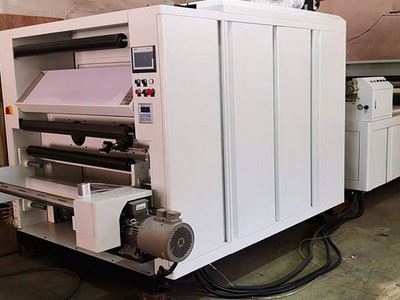 Многофункциональная машина с компьютерным управлением для производства пакетов с боковым запечатыванием и термической резкой DRQ-G